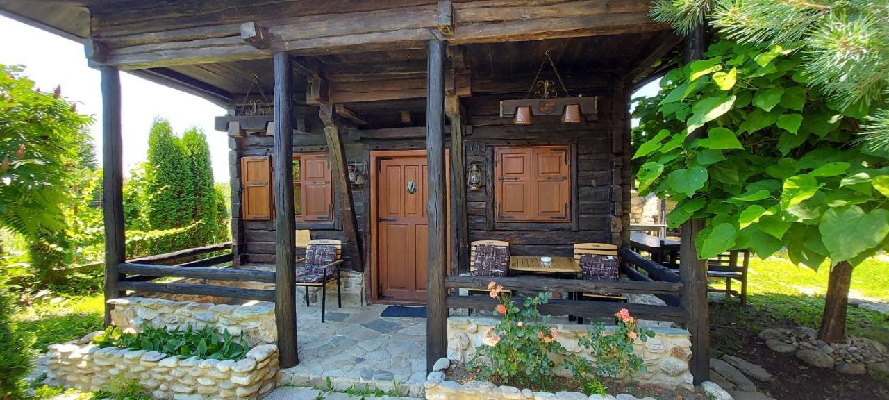 Satul Traditional Рунку Екстериор снимка