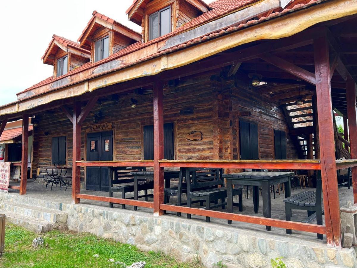 Satul Traditional Рунку Екстериор снимка