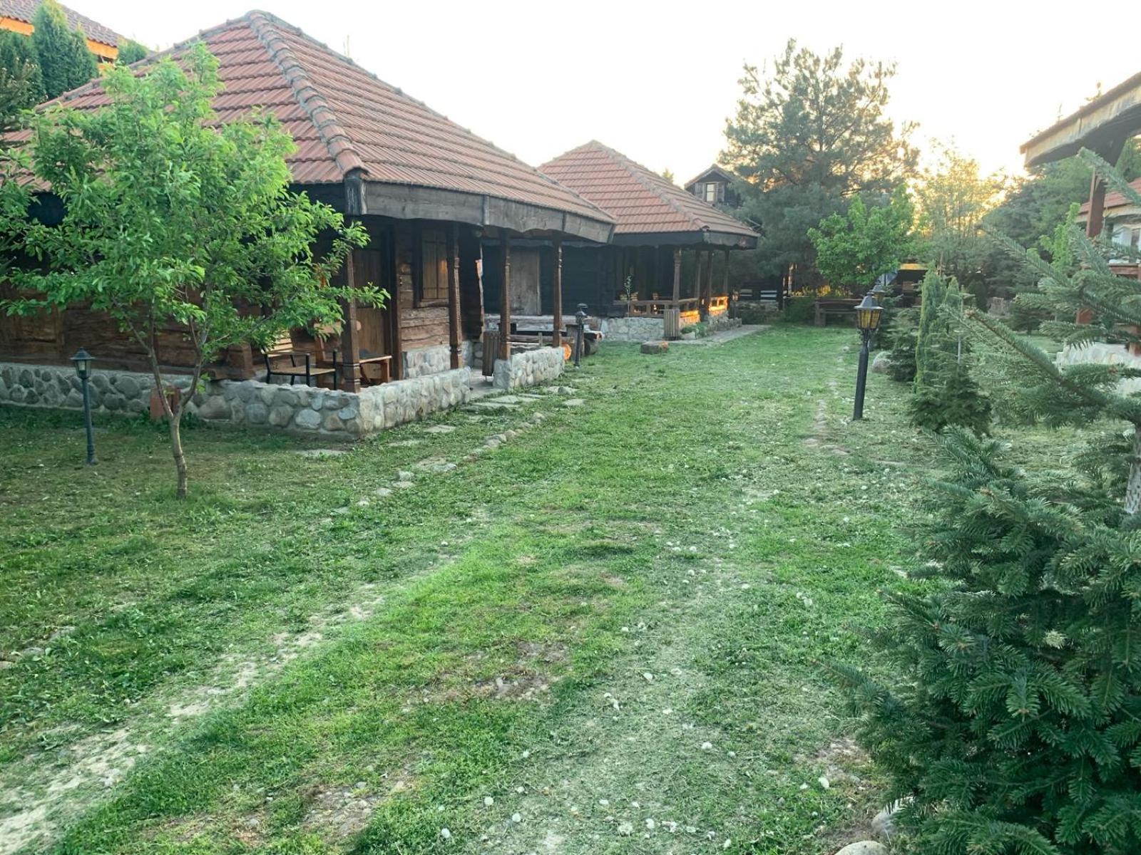 Satul Traditional Рунку Екстериор снимка